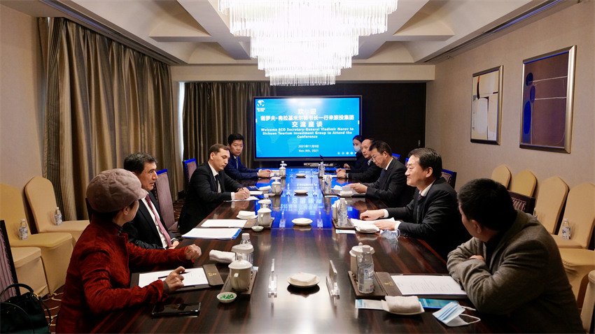 旅投集团党委书记、董事长任丁会见上合组织秘书长诺罗夫一行
